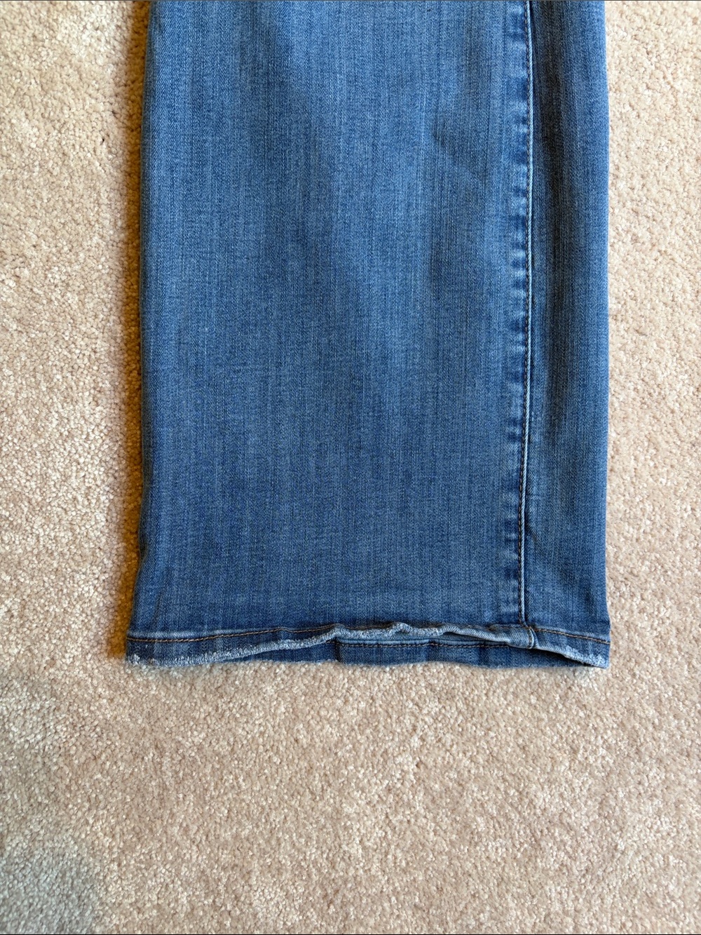 Judy Blue medium blue jeans for women - Picture 5 of 9